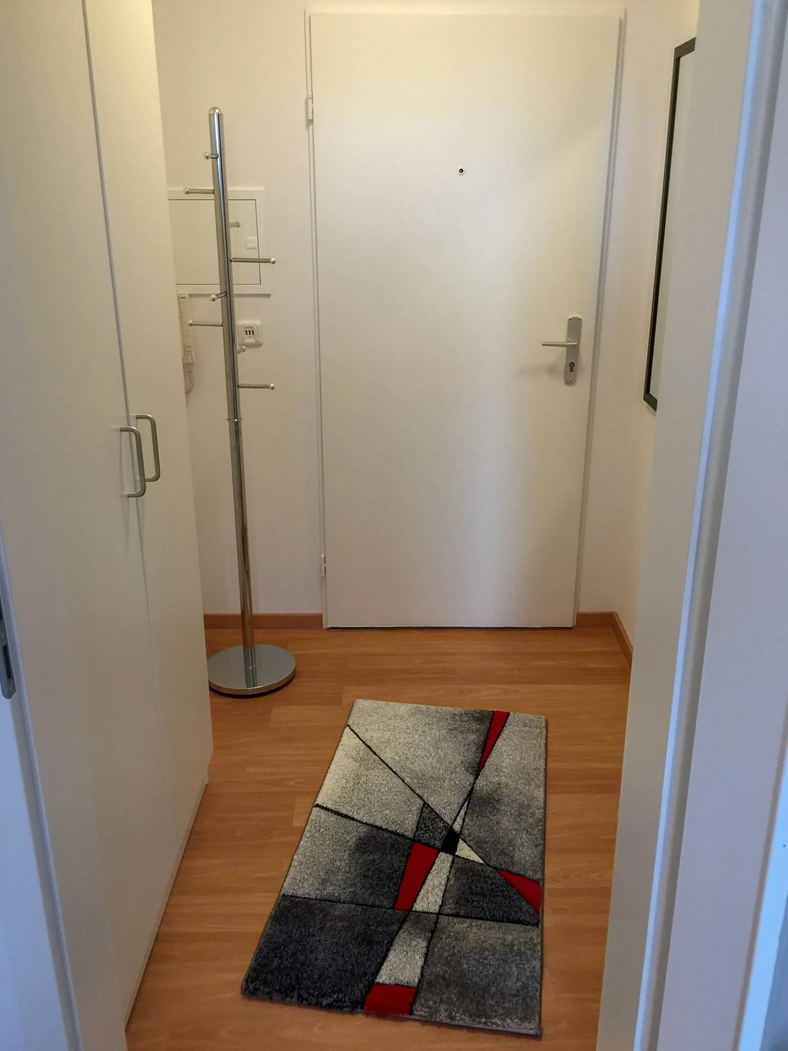 Eingangsbereich mit Garderobe